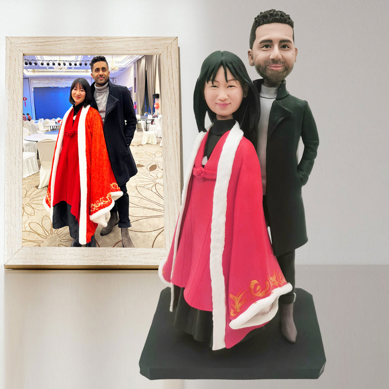 Polymer Clay Couple Figurine Romantic Birthday Gifts For Girlfriend
