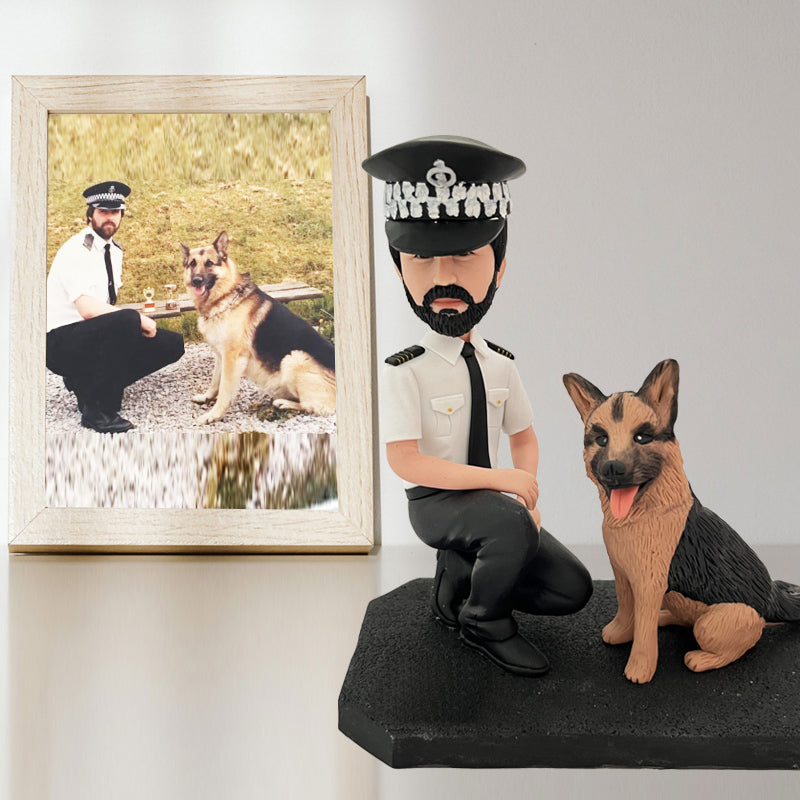 Custom Bobblehead 1 Person and 1 Pet Male Sculpture Head Shaking Doll